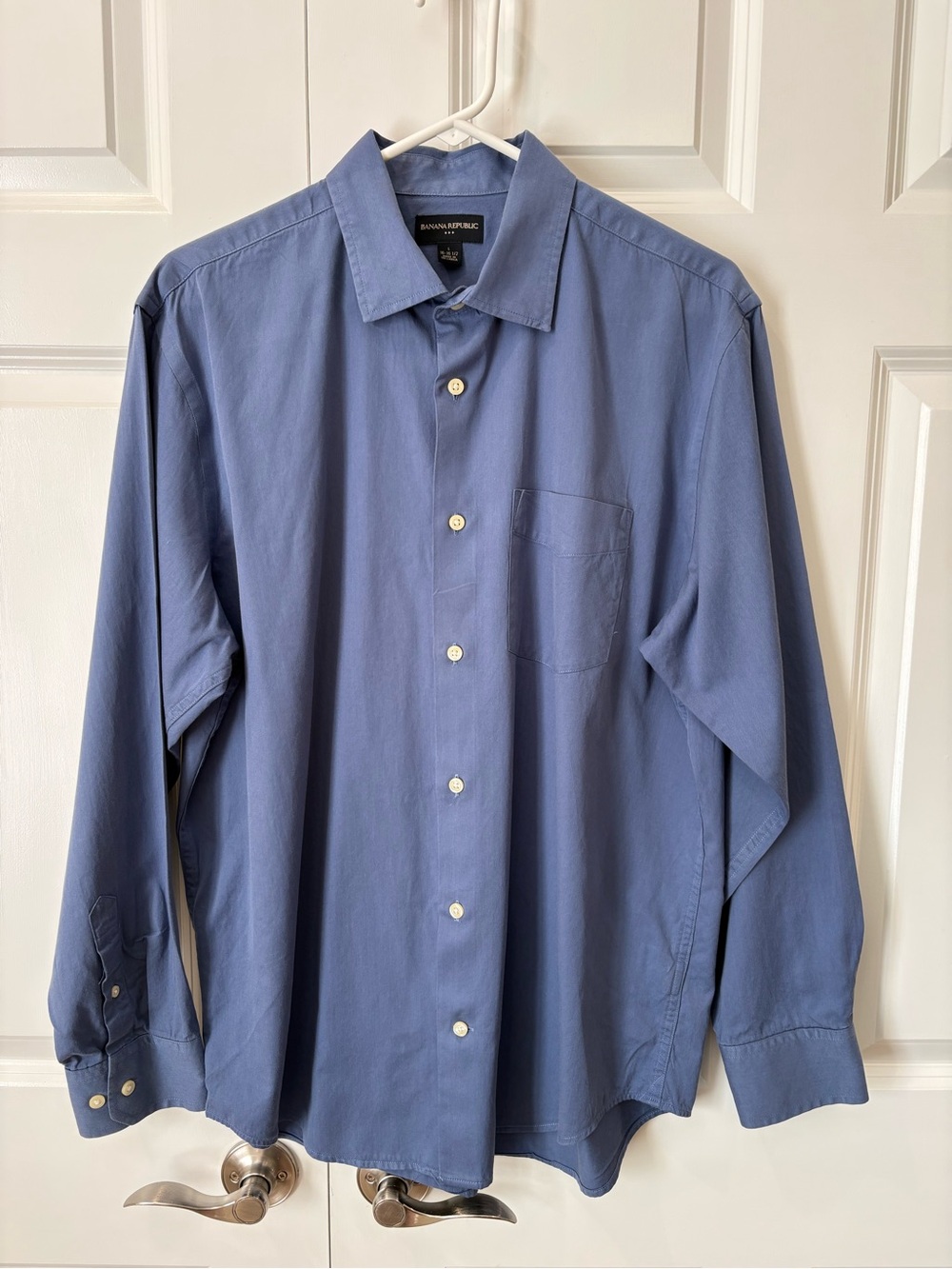 Banana Republic Men's Slate Blue Long-Sleeve Button-Down Shirt